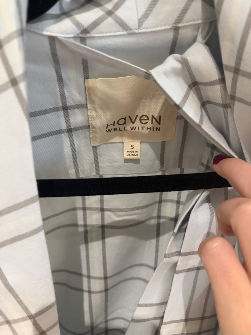 Light Gray Plaid Robe - Picture 3 of 9